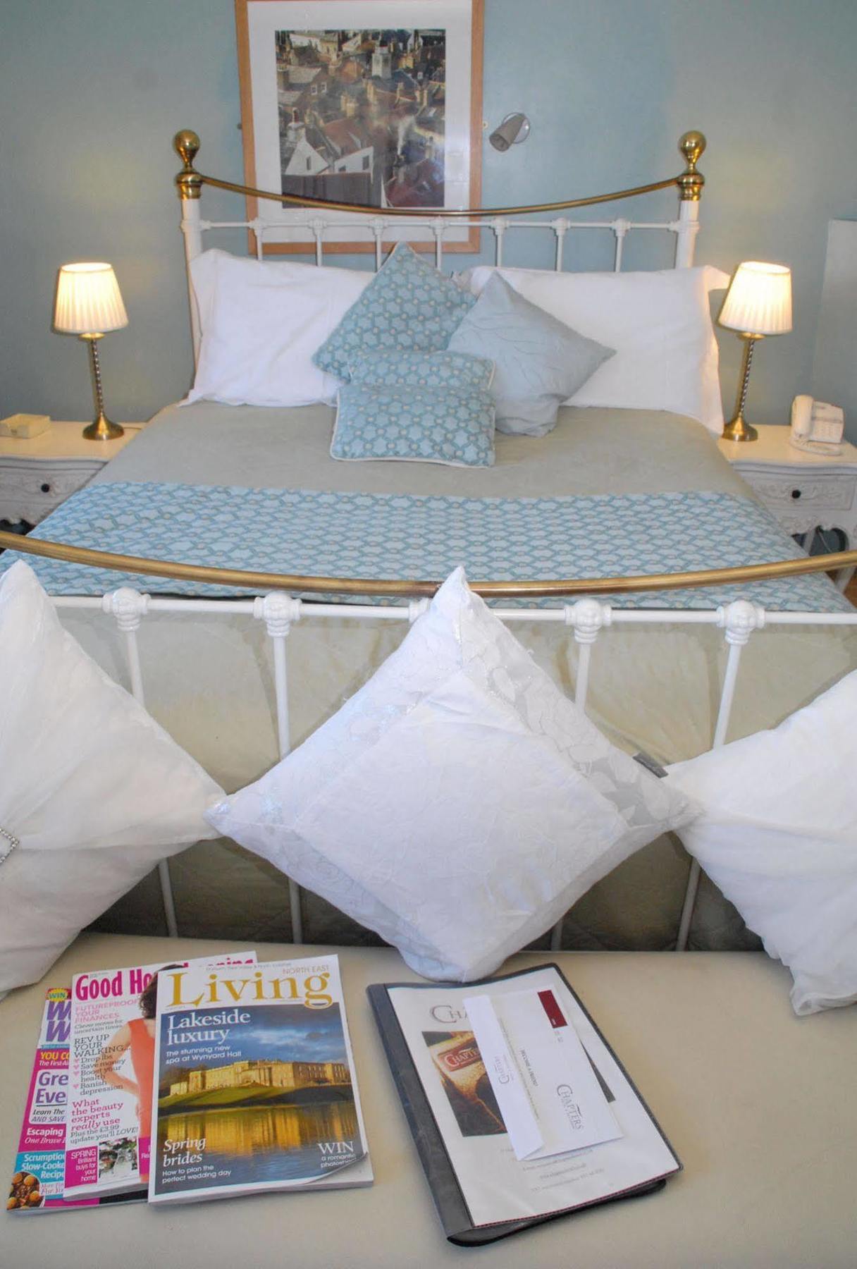 Oyo The Leven Hotel