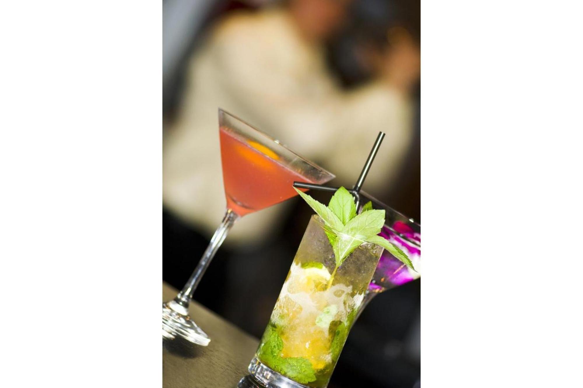 Oyo The Leven Hotel 3*